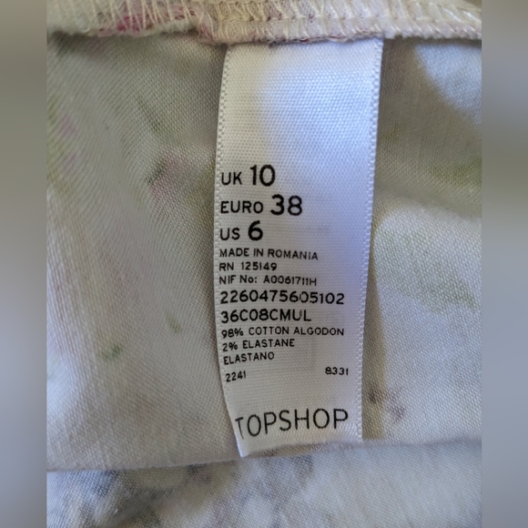 Topshop floral high waisted shorts size UK10, US 6 EU 38. - Picture 4 of 6